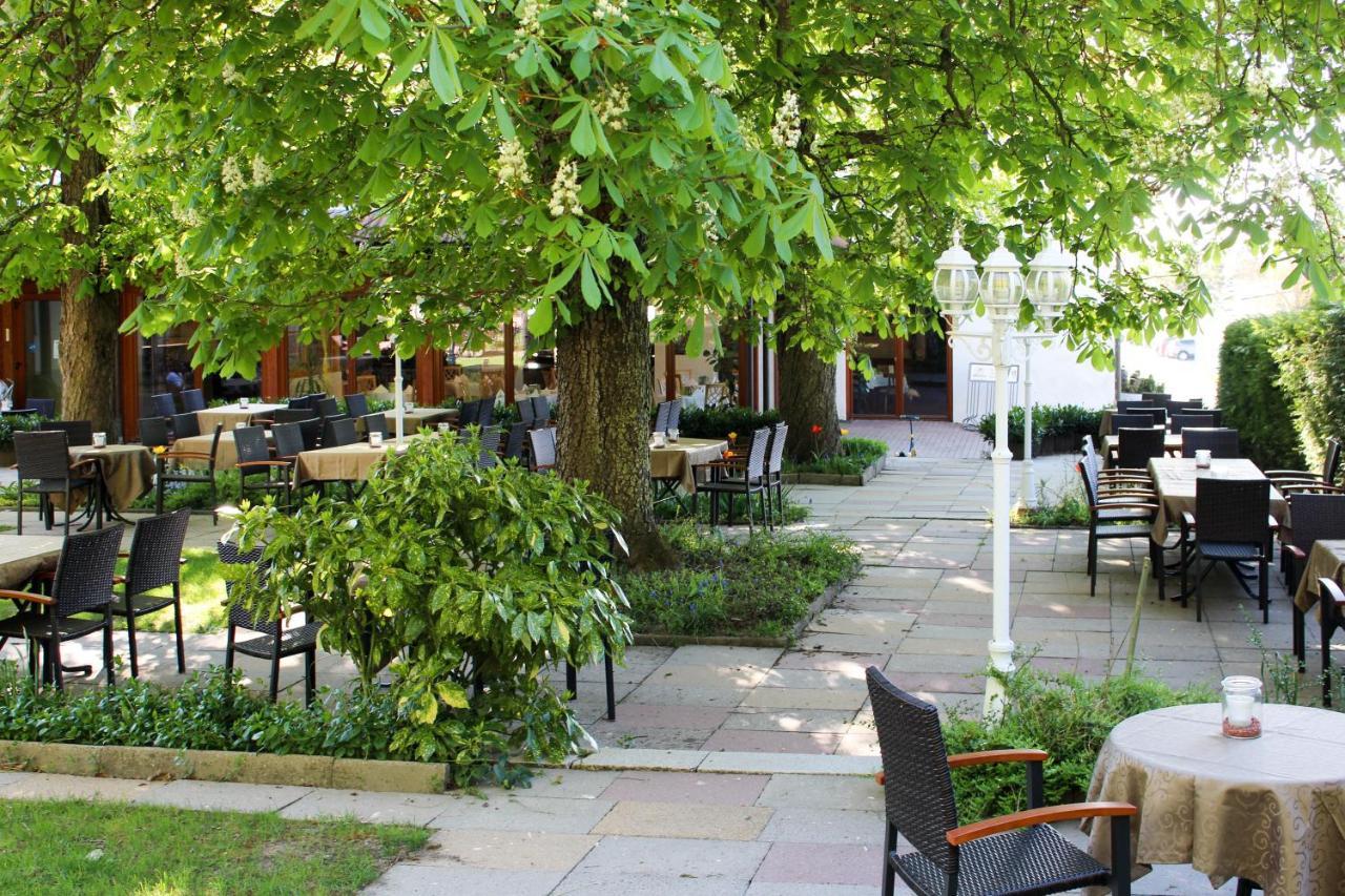 Villa Waldeck Eppingen Exterior foto
